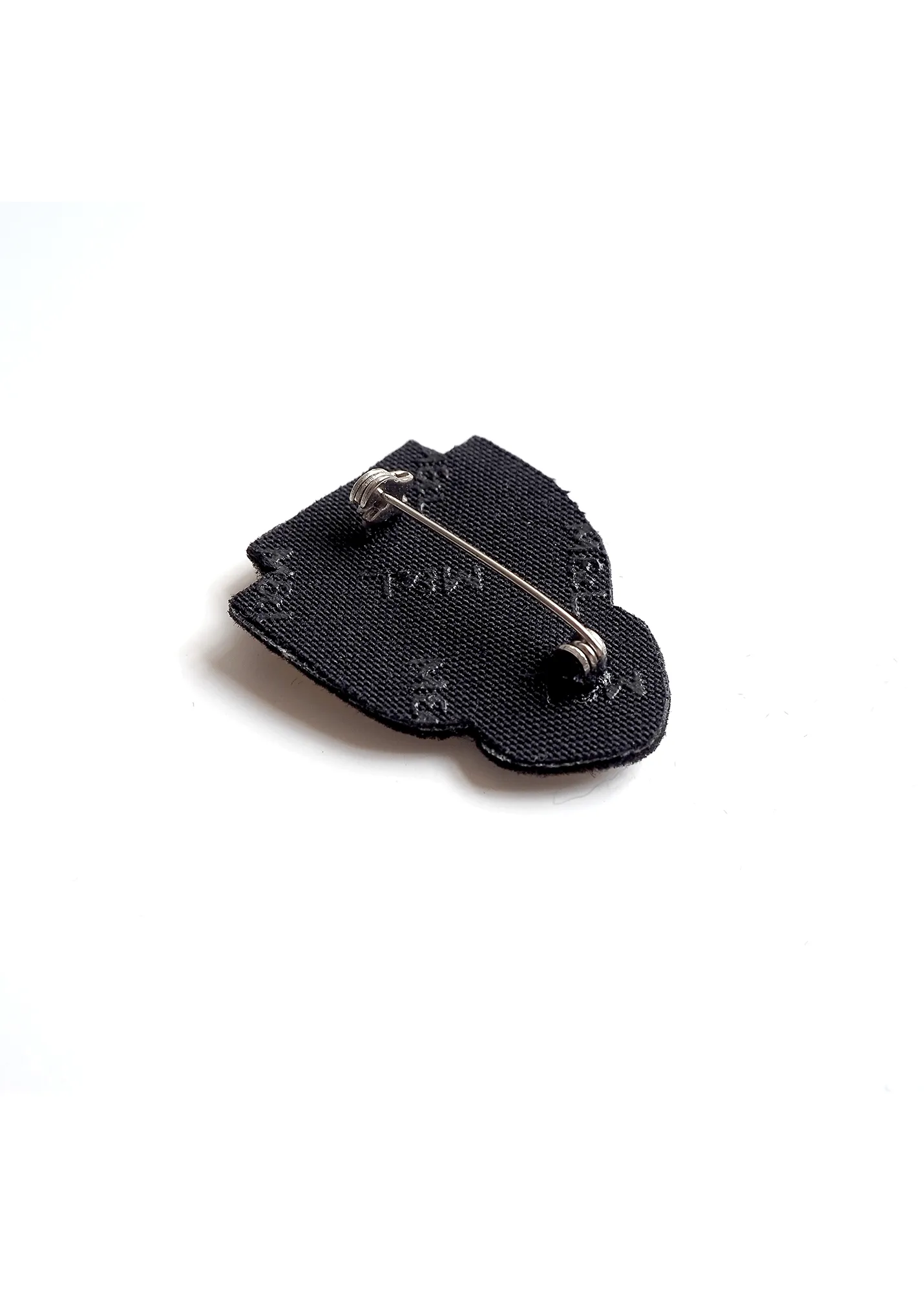 Broche brode Cir - SAINT JAMES x Macon & Lesquoy (OR)