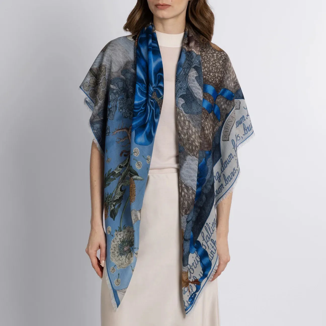 SABINA SAVAGE - LONDON BRIDGE IS FALLING DOWN CASHMERE SCARF 135CM POWDER/FROST